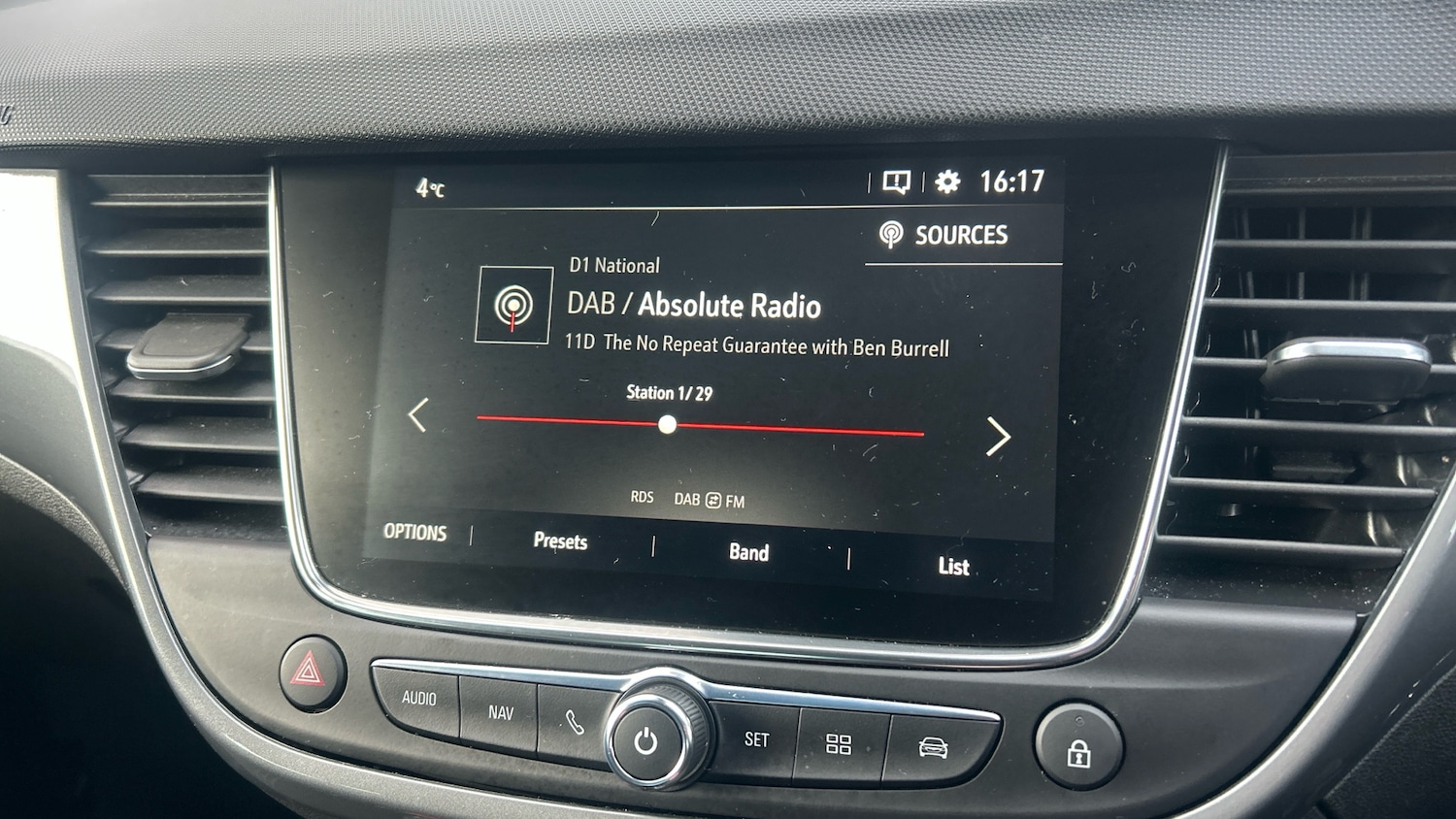 Used Vauxhall Crossland 2022 for sale - 77159107: Photo 35