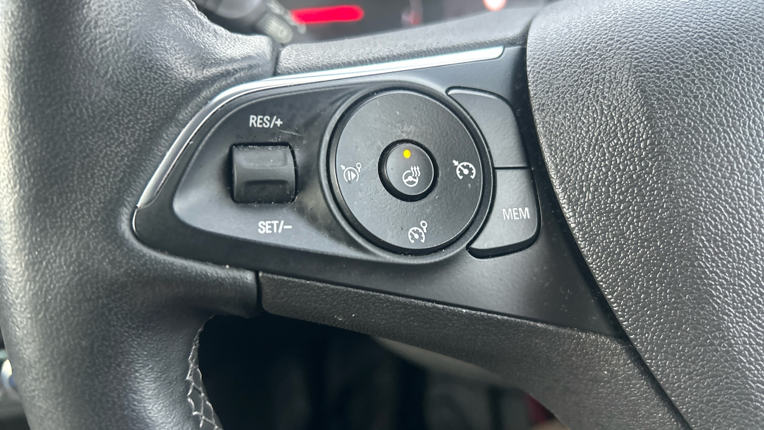 Used Vauxhall Crossland 2022 for sale - 77159107: Photo 40