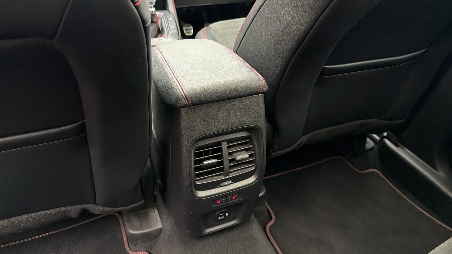 Used Ford Kuga 2022 for sale - 76784838: Photo 30