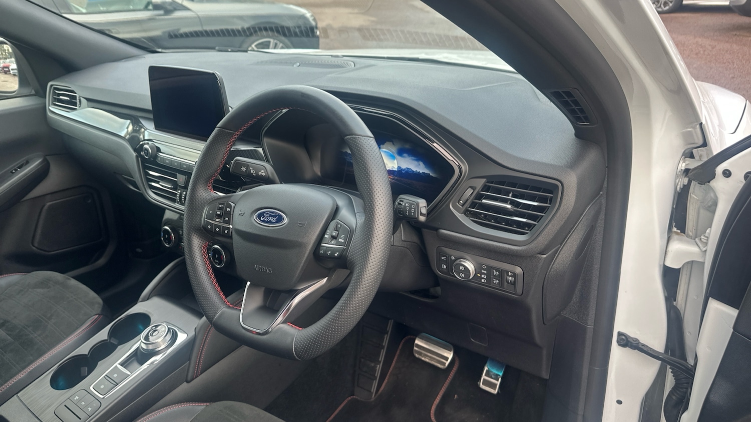 Used Ford Kuga 2023 for sale - 76948843: Photo 11