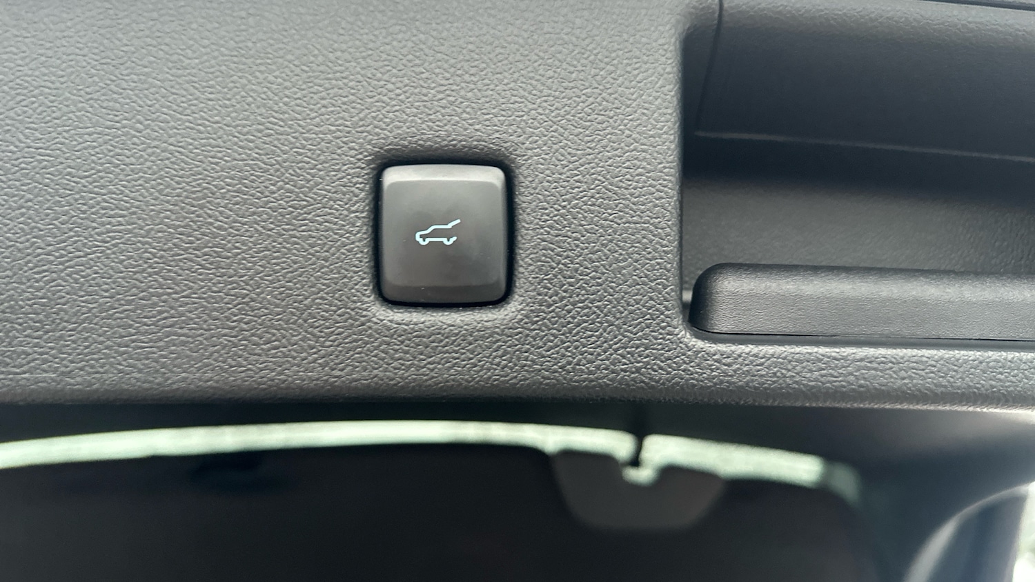 Used Ford Kuga 2022 for sale - 77297023: Photo 42