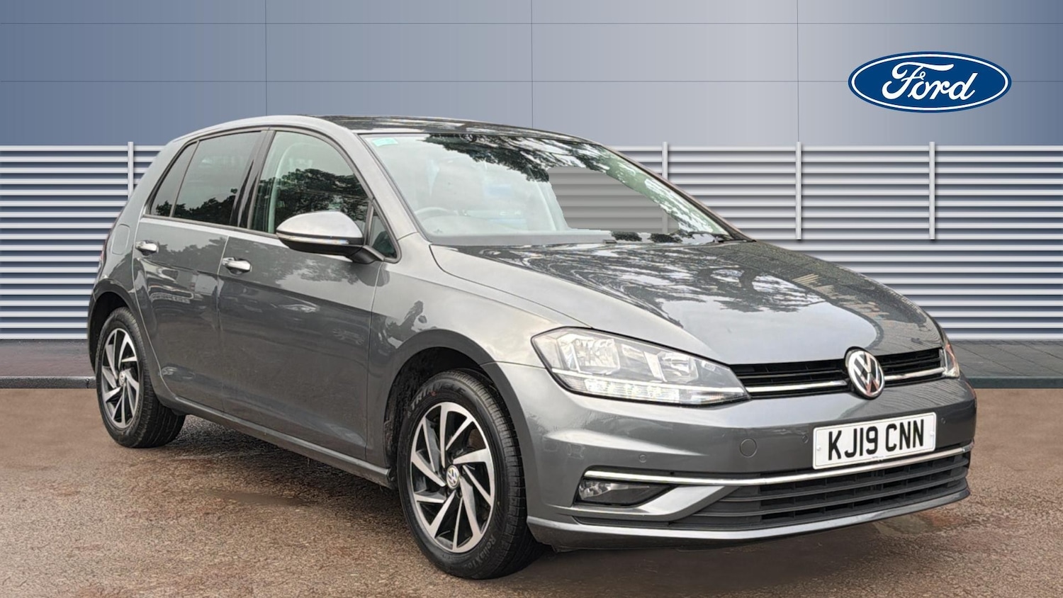 Used Volkswagen Golf 2019 for sale - 76853407: Photo 1
