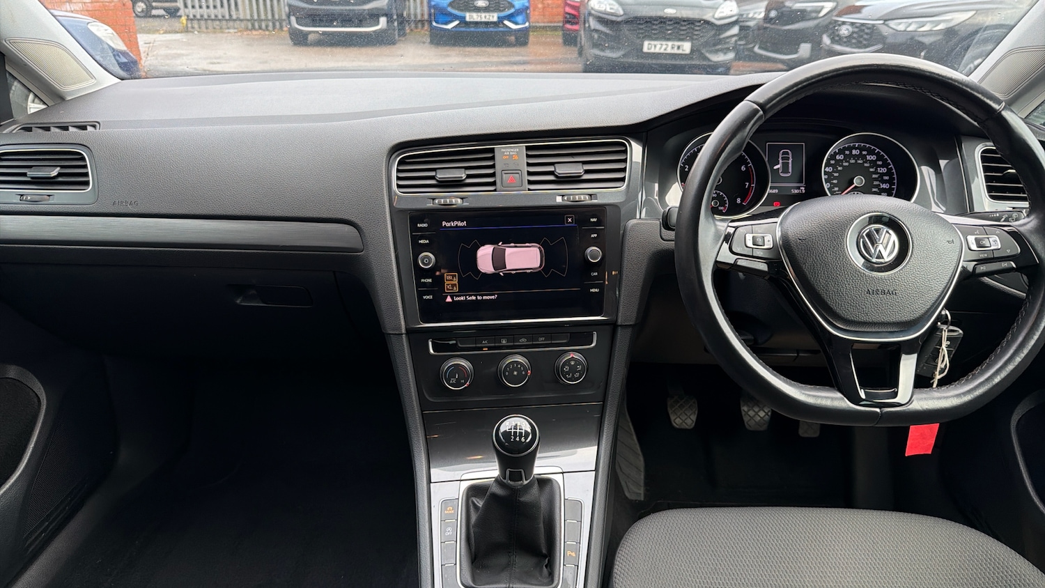 Used Volkswagen Golf 2019 for sale - 76853407: Photo 10