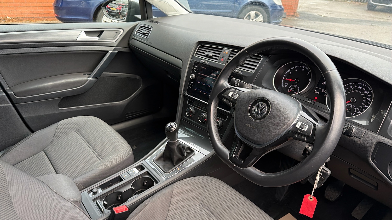 Used Volkswagen Golf 2019 for sale - 76853407: Photo 11