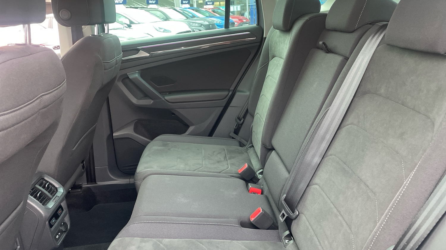 Used Volkswagen Tiguan 2021 for sale - 78045447: Photo 16