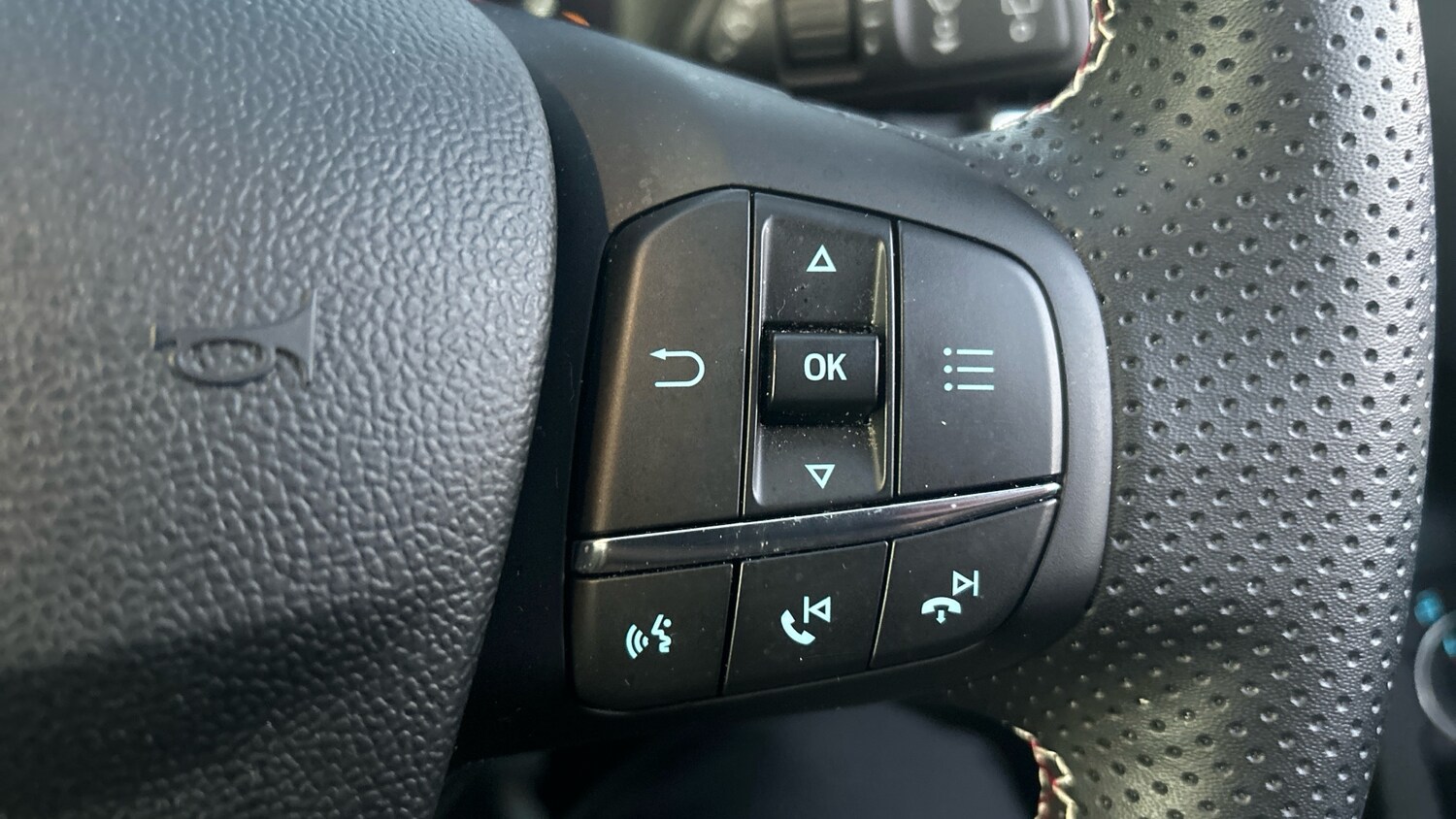 Used Ford Puma 2023 for sale - 76421800: Photo 40