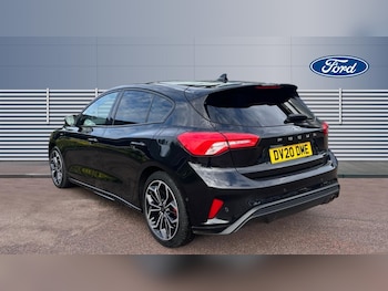 Used Ford Focus 2020 for sale - 76142342: Photo 2