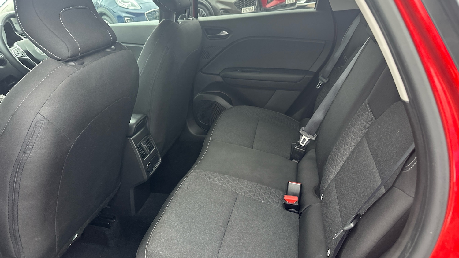 Used Renault Captur 2024 for sale - 76553703: Photo 16