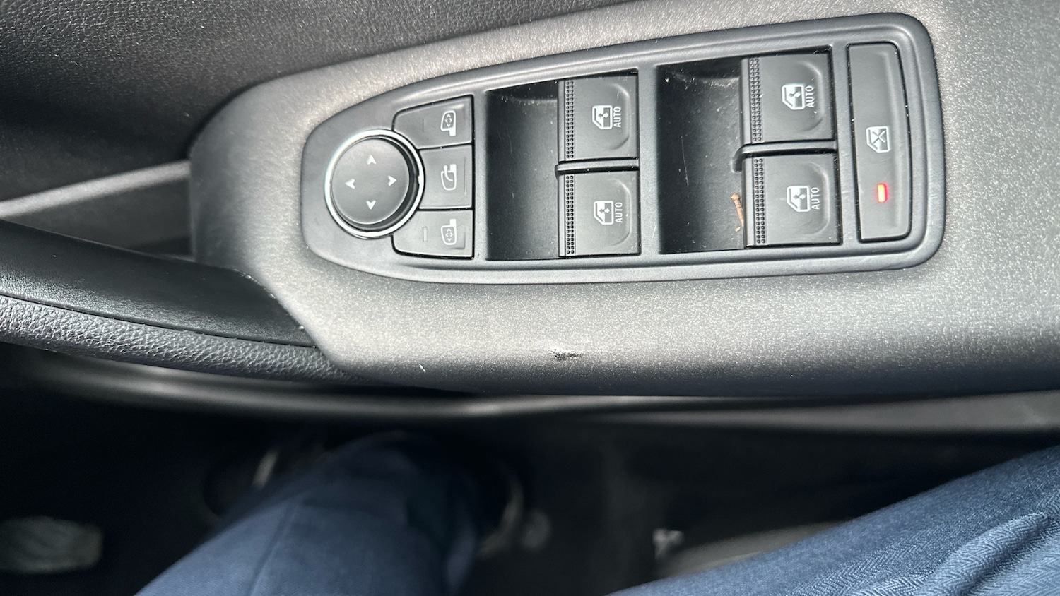 Used Renault Captur 2024 for sale - 76553703: Photo 32