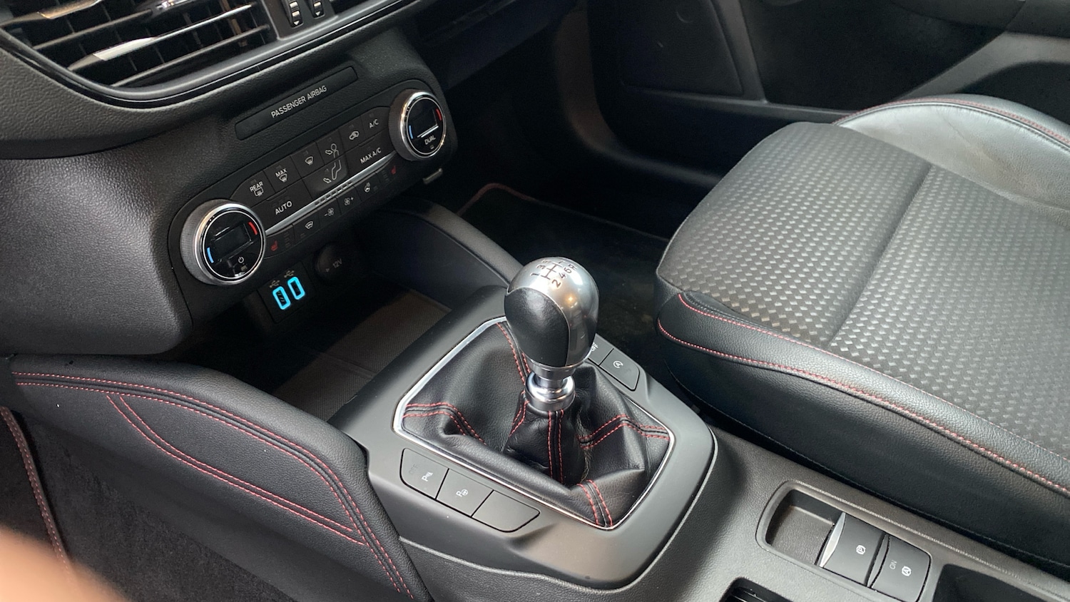 Used Ford Focus 2021 for sale - 77147901: Photo 13