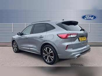 Used Ford Kuga 2023 for sale - 76286747: Photo 2