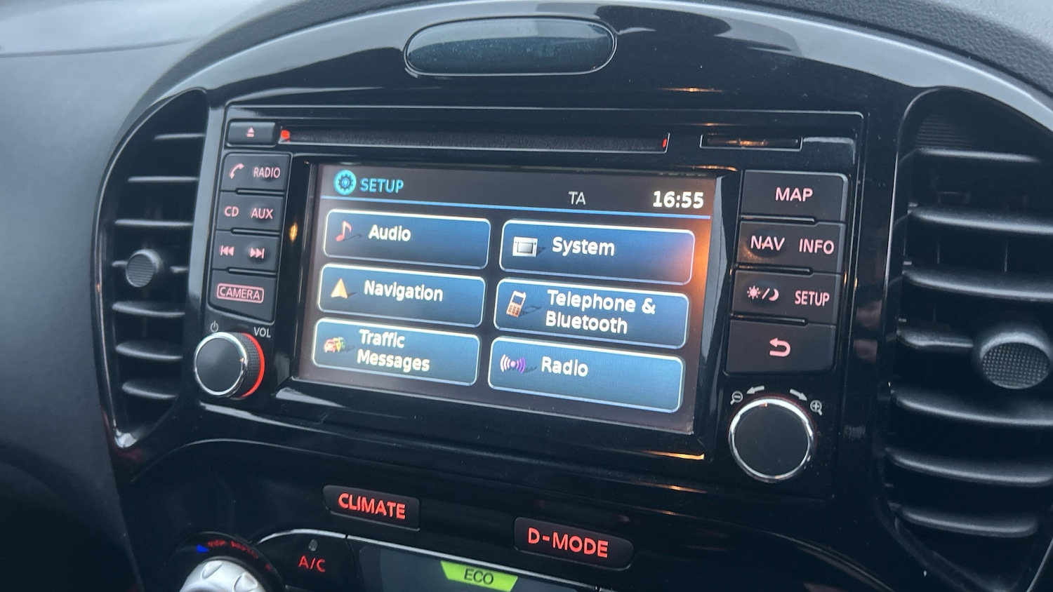 Used Nissan Juke 2016 for sale - 77605159: Photo 12