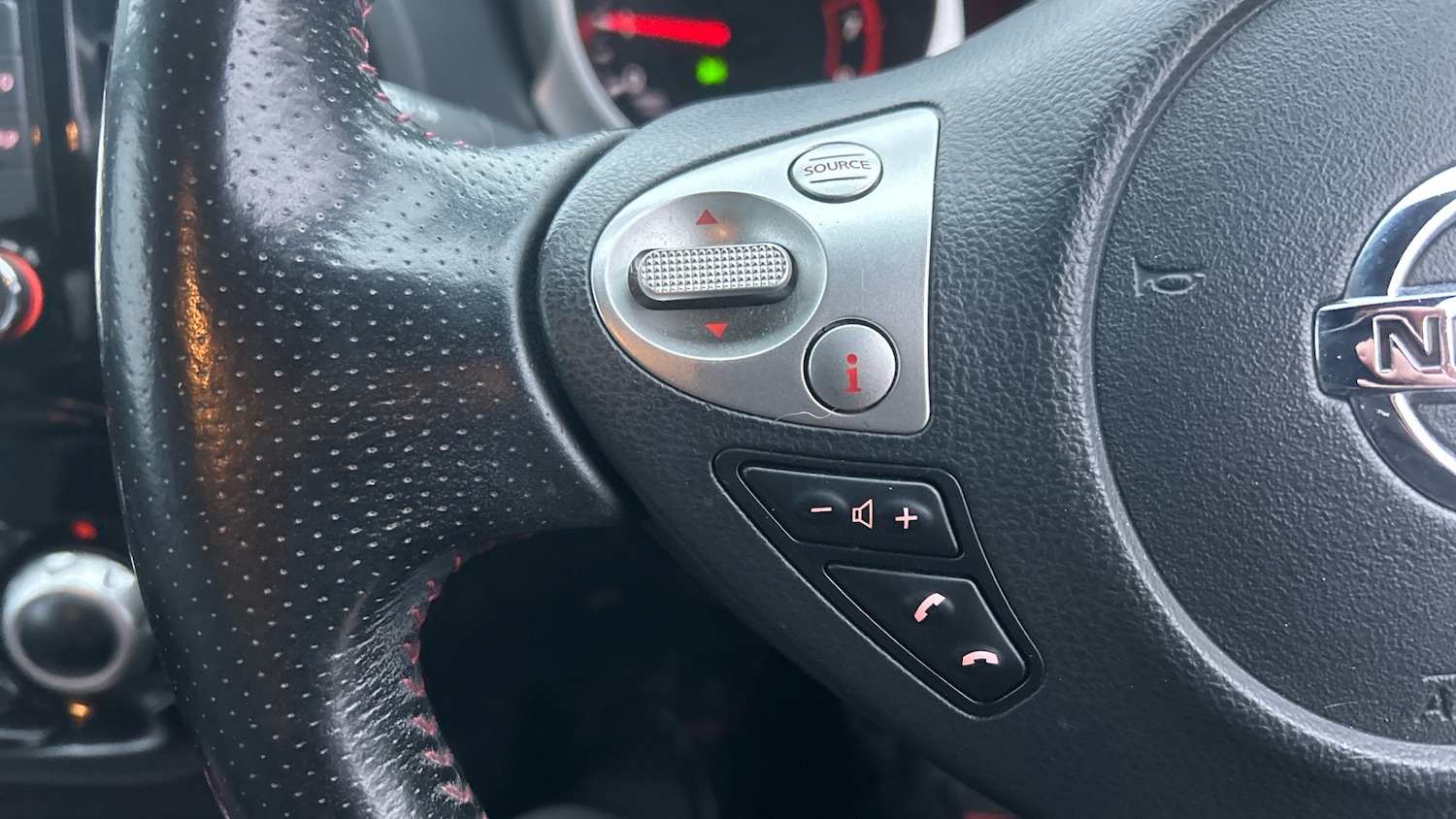 Used Nissan Juke 2016 for sale - 77605159: Photo 31