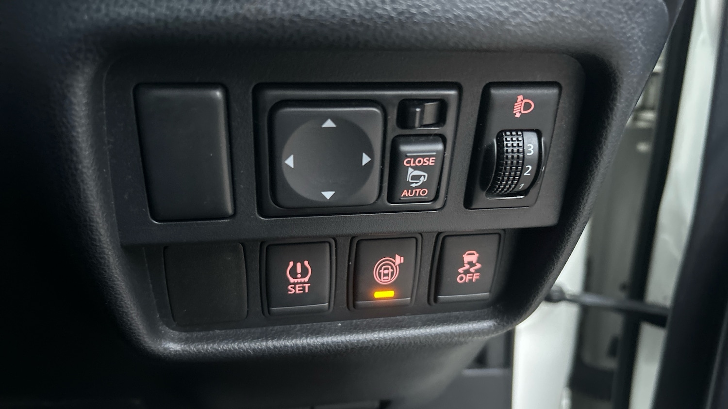 Used Nissan Juke 2016 for sale - 77605159: Photo 33