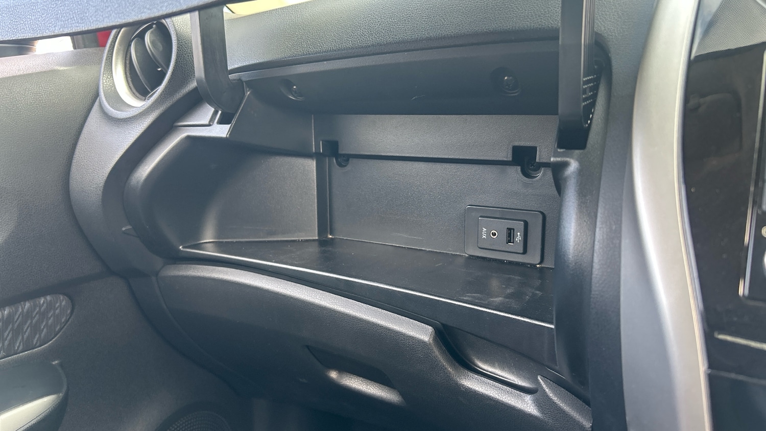 Used Nissan Note 2017 for sale - 77893209: Photo 25