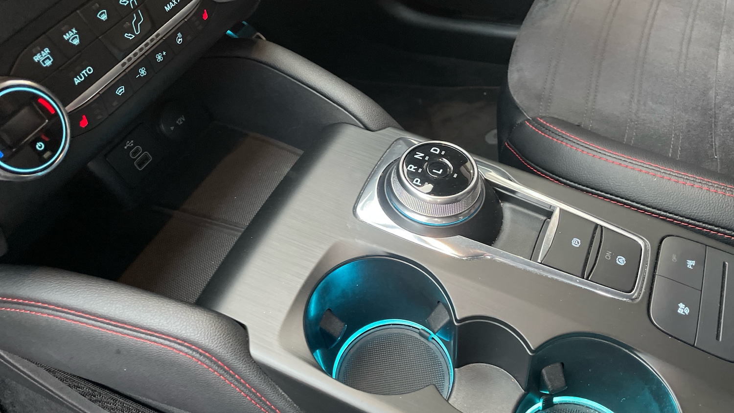 Used Ford Kuga 2022 for sale - 76508057: Photo 13