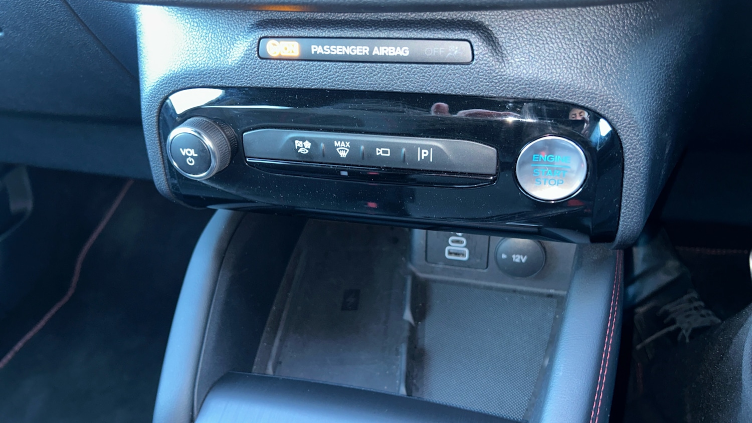 Used Ford Kuga 2025 for sale - 76706276: Photo 38