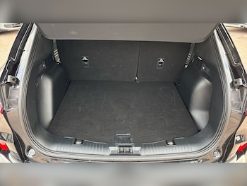 Used Ford Kuga 2025 for sale - 77052929: Photo