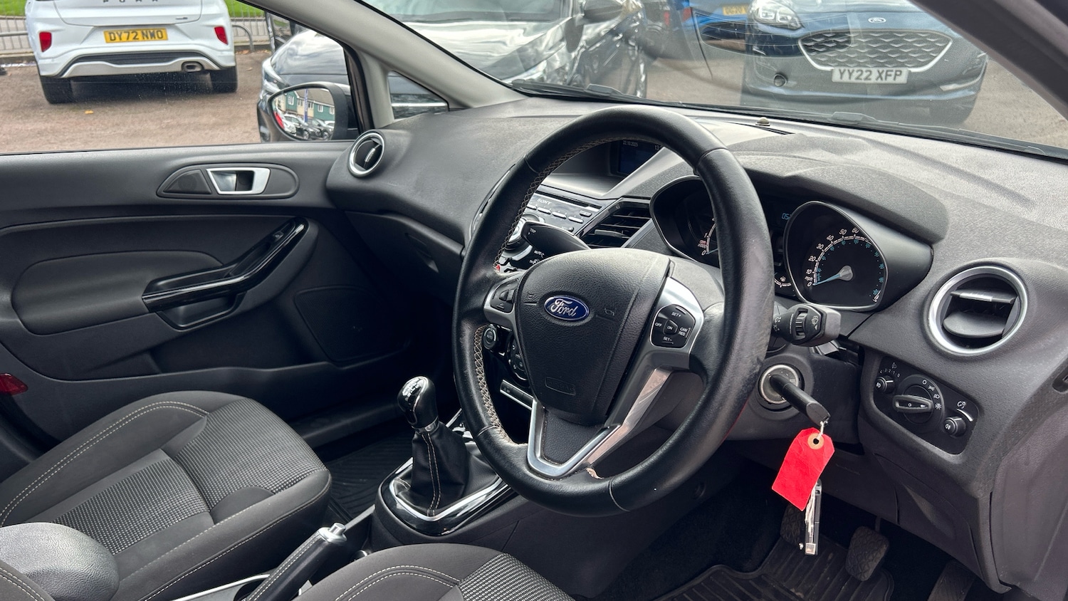 Used Ford Fiesta 2016 for sale - 76352041: Photo 11