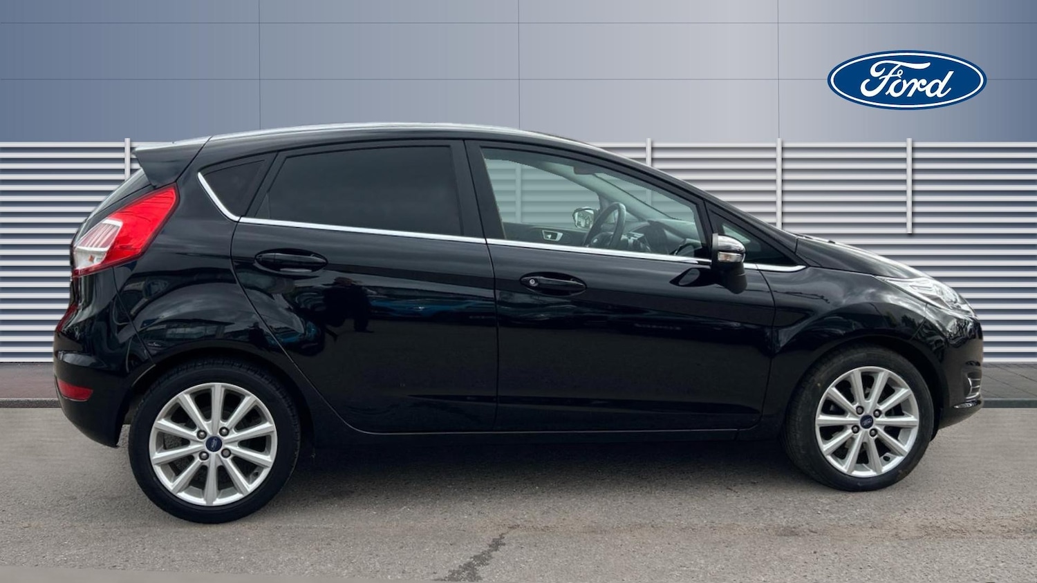 Used Ford Fiesta 2016 for sale - 76352041: Photo 5