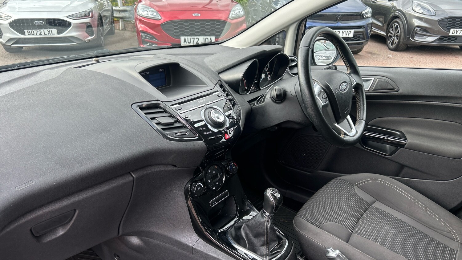Used Ford Fiesta 2016 for sale - 76352041: Photo 9