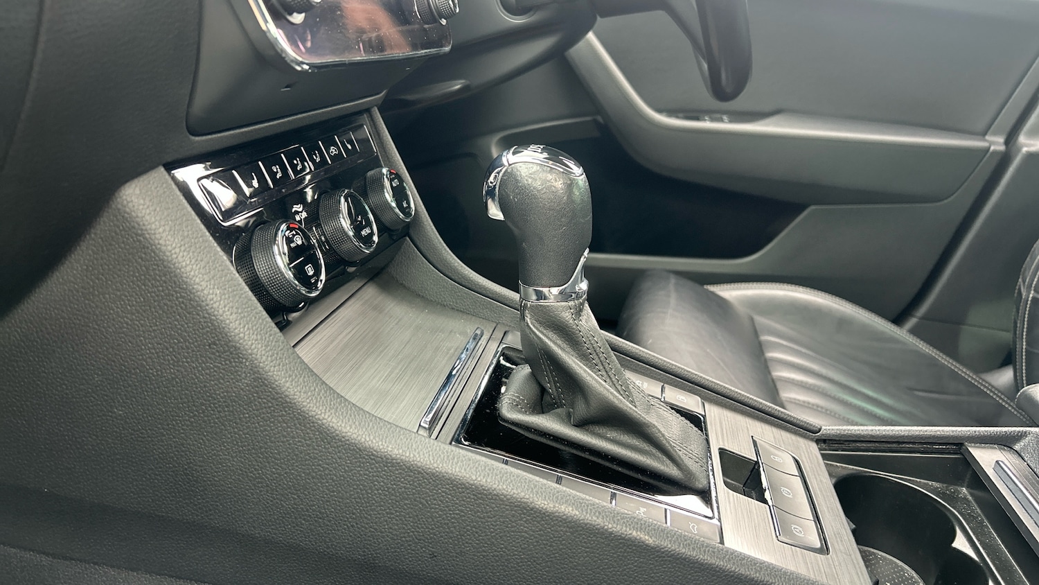 Used Skoda Superb 2020 for sale - 77589724: Photo 13