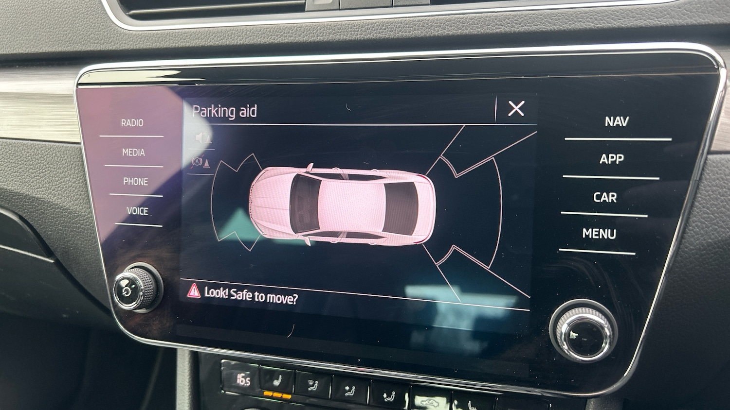 Used Skoda Superb 2020 for sale - 77589724: Photo 25