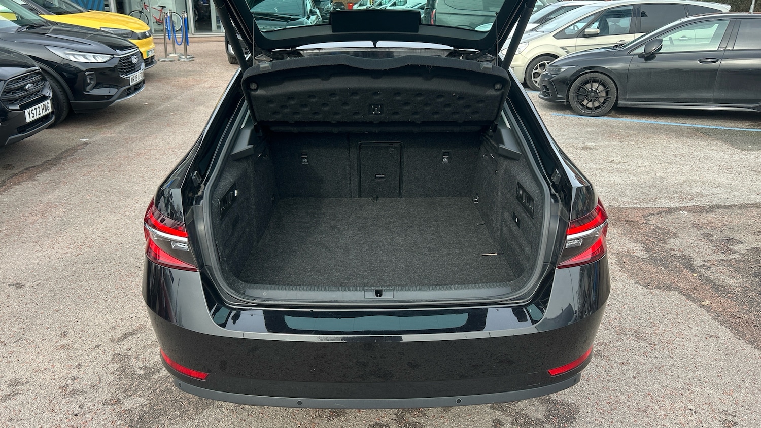 Used Skoda Superb 2020 for sale - 77589724: Photo 4