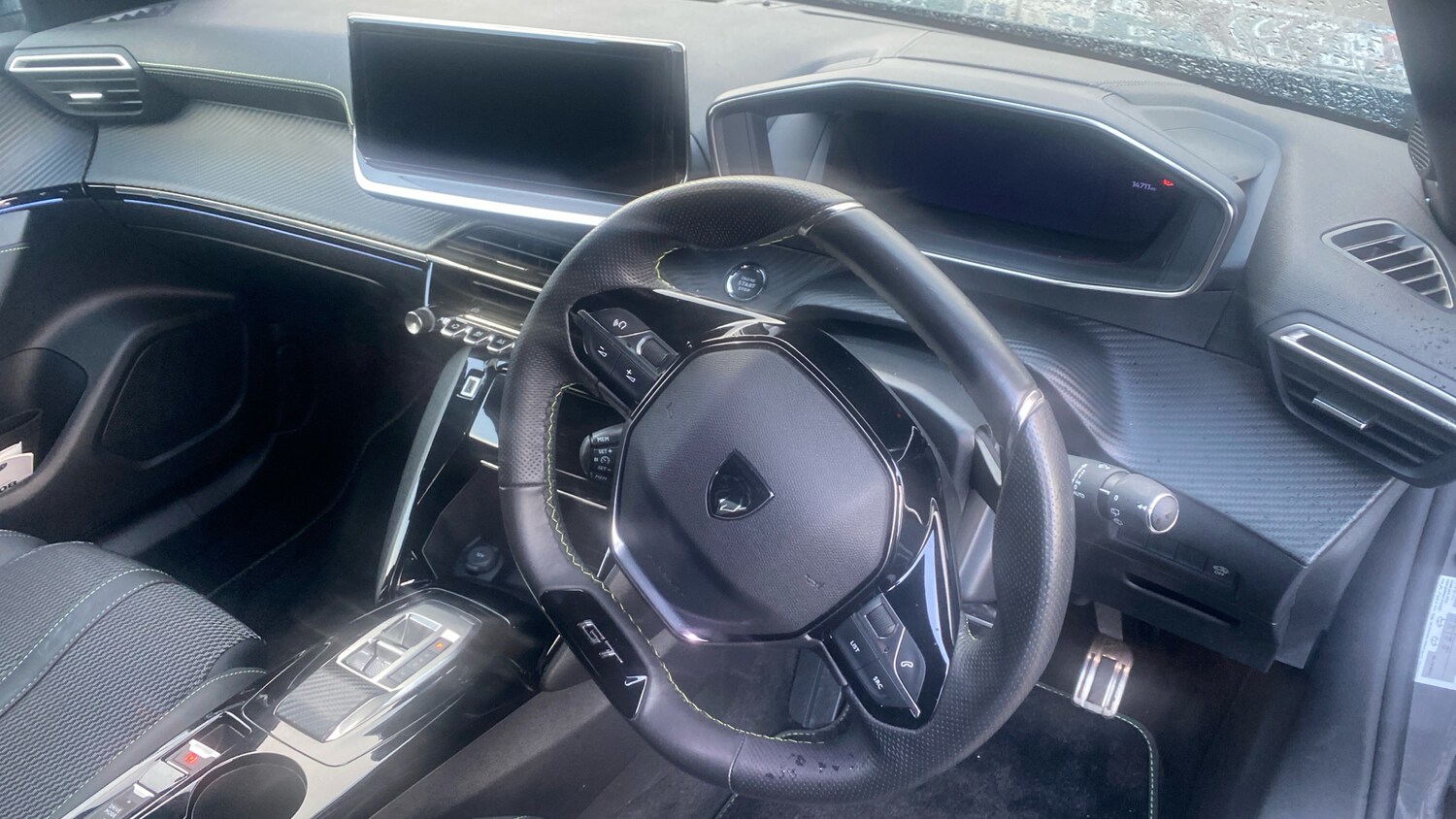 Used Peugeot 2008 2023 for sale - 77578102: Photo 11