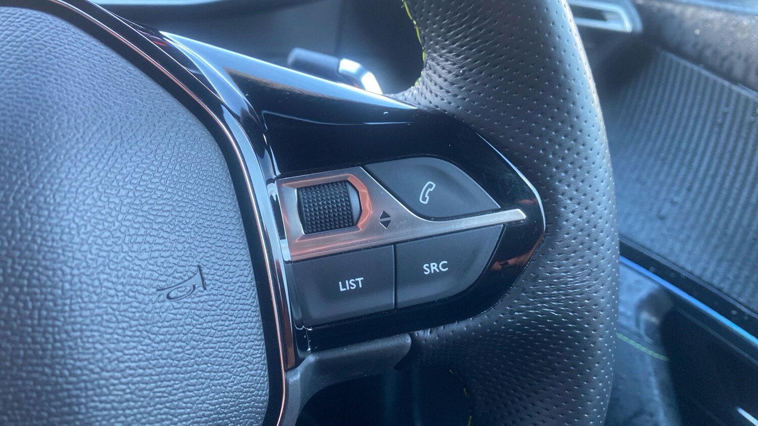 Used Peugeot 2008 2023 for sale - 77578102: Photo 30