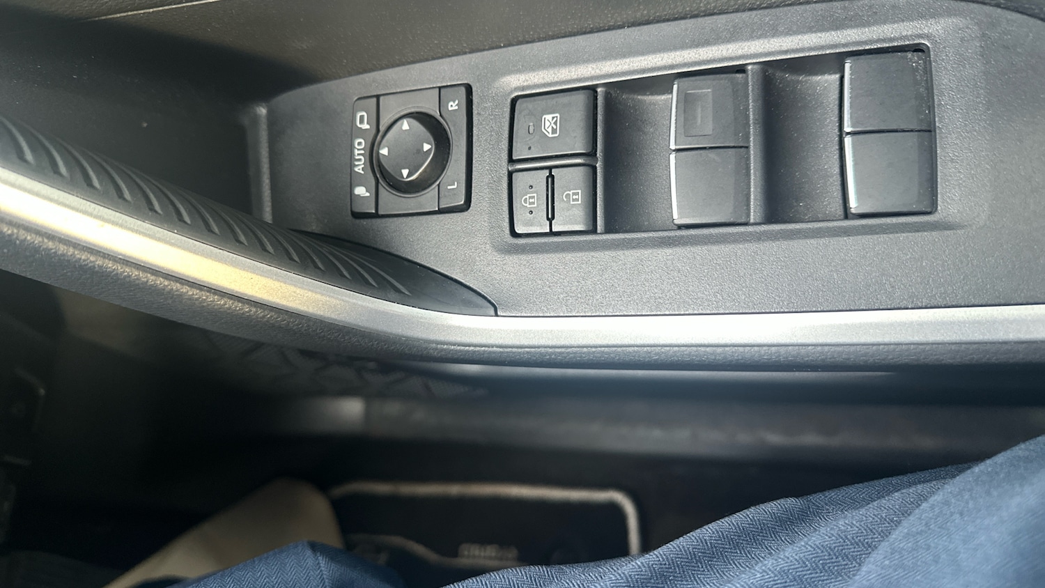 Used Toyota RAV4 2021 for sale - 76249269: Photo 30