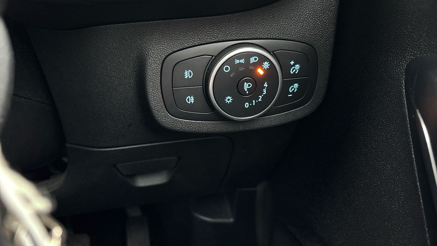 Used Ford Fiesta 2018 for sale - 77044633: Photo 22