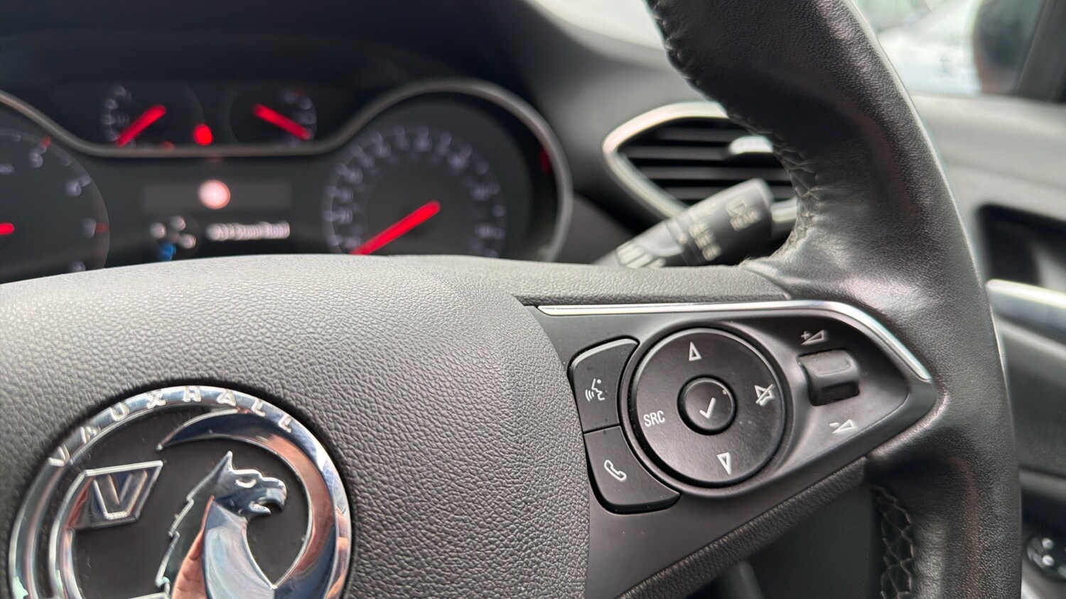 Used Vauxhall Crossland 2022 for sale - 76316336: Photo 31