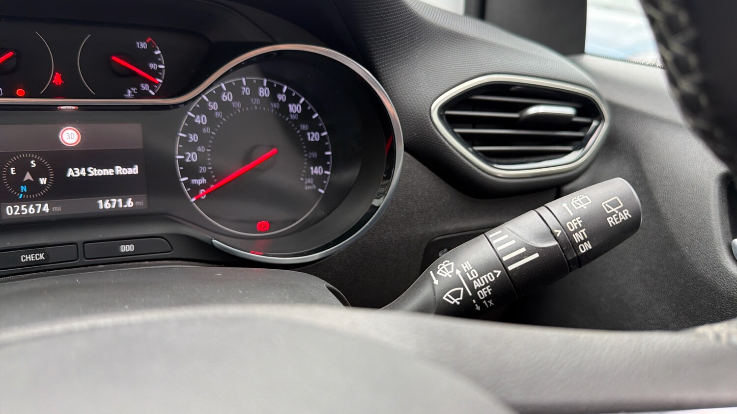 Used Vauxhall Crossland 2022 for sale - 76316336: Photo 34