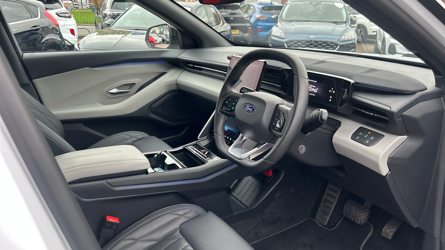 Used Ford Explorer 2025 for sale - 76352948: Photo 11