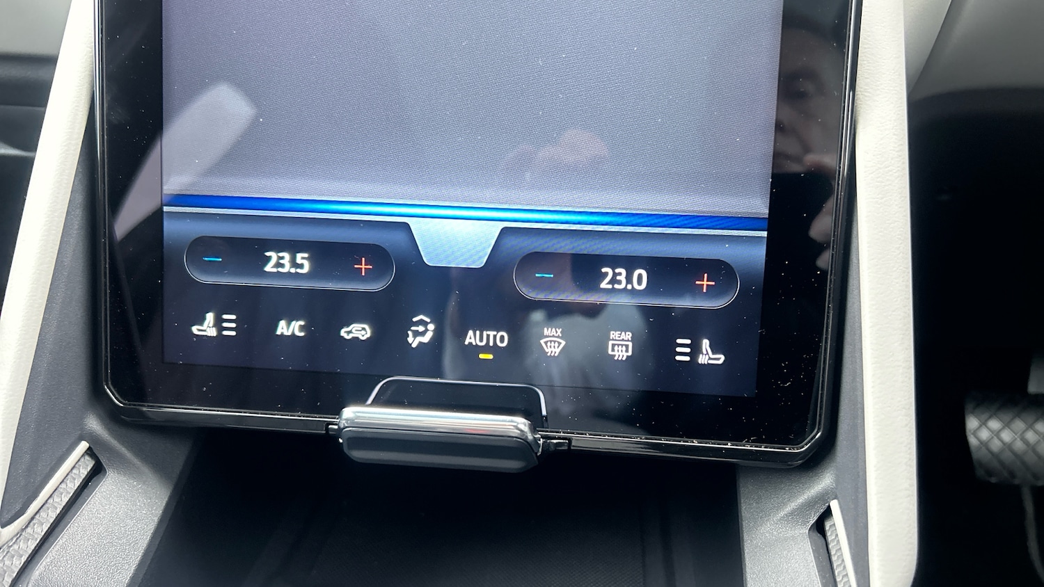 Used Ford Explorer 2025 for sale - 76352948: Photo 21