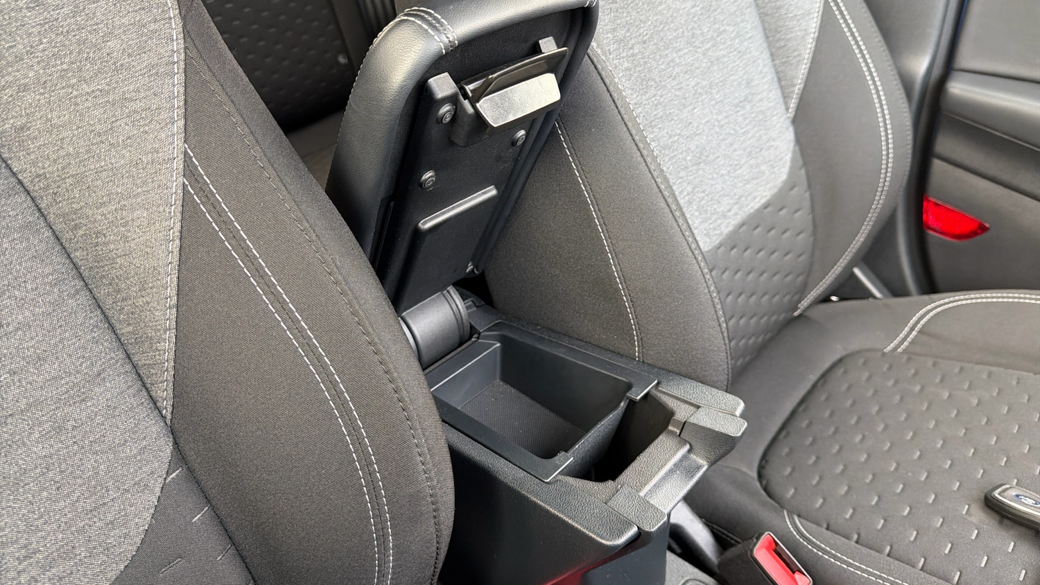 Used Ford Puma 2024 for sale - 76844759: Photo 36