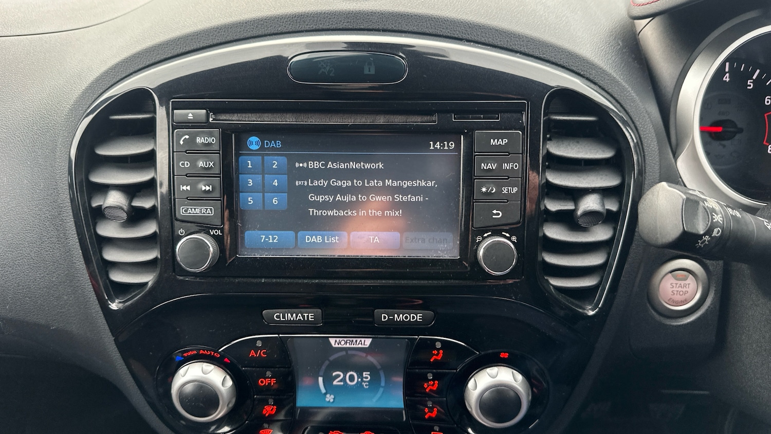 Used Nissan Juke 2015 for sale - 77635428: Photo 12