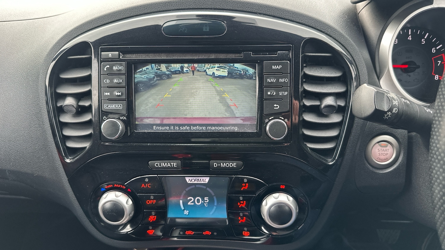 Used Nissan Juke 2015 for sale - 77635428: Photo 21