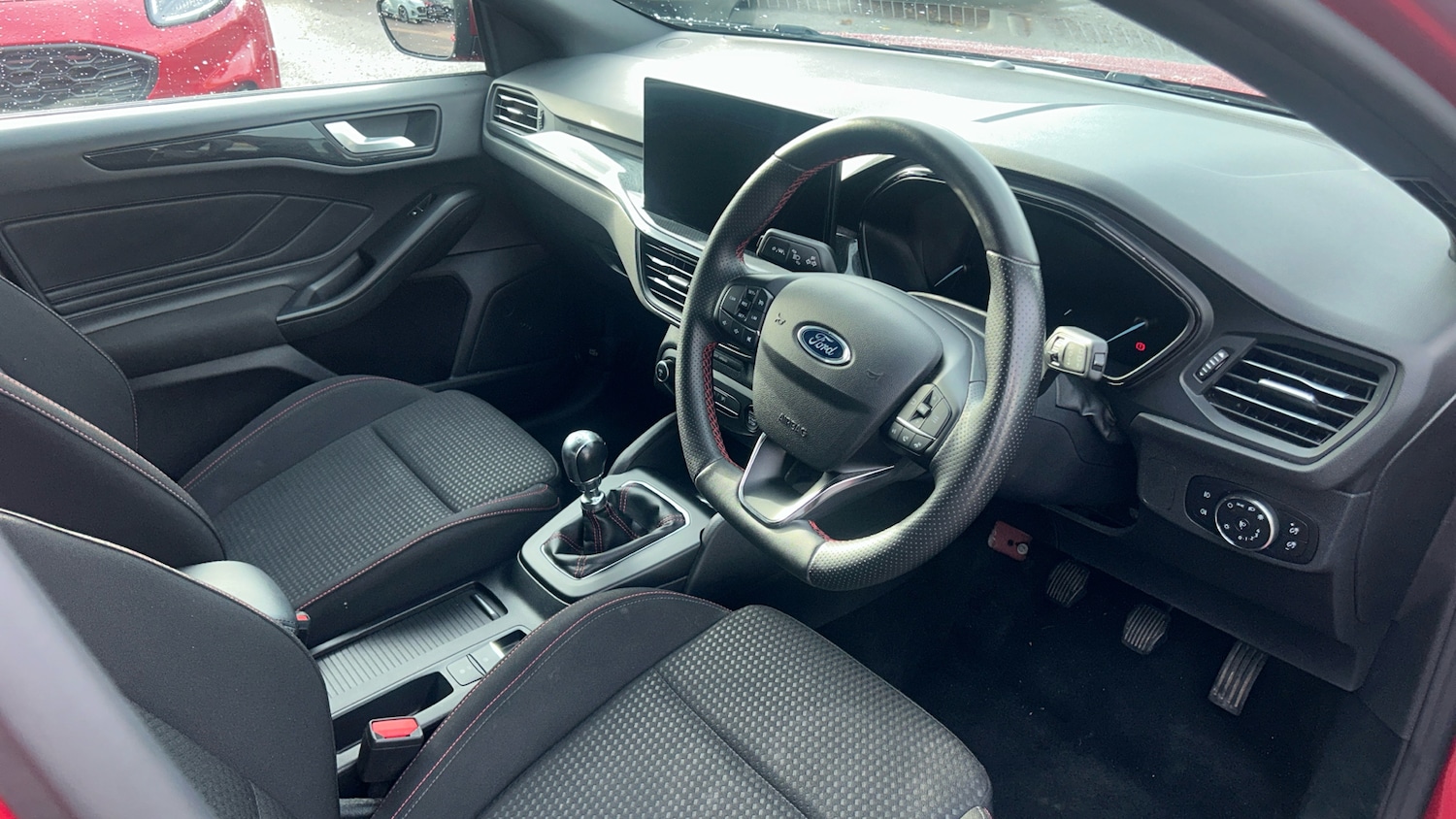 Used Ford Focus 2023 for sale - 76490320: Photo 11
