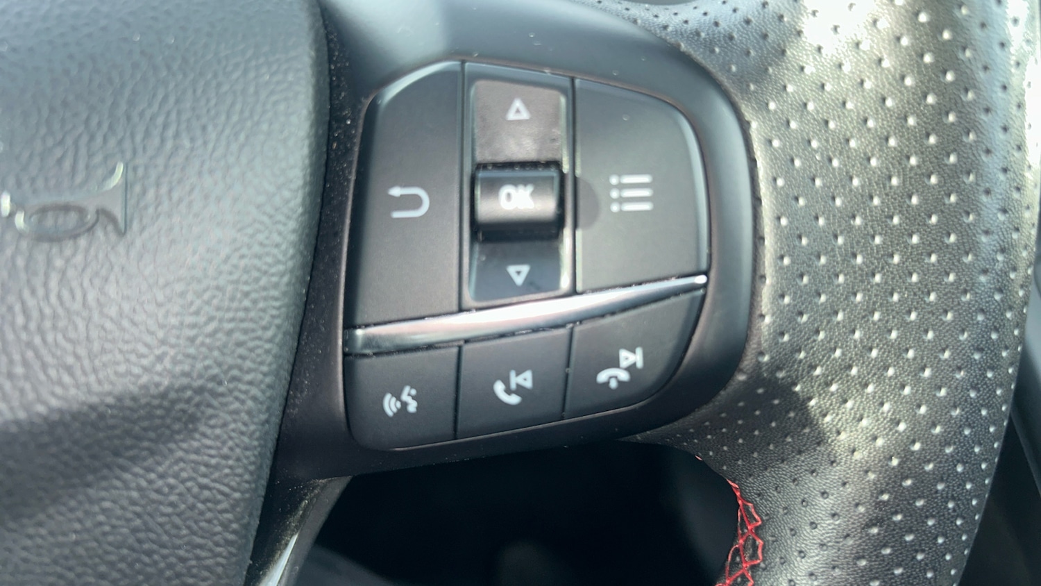 Used Ford Focus 2023 for sale - 76490320: Photo 41