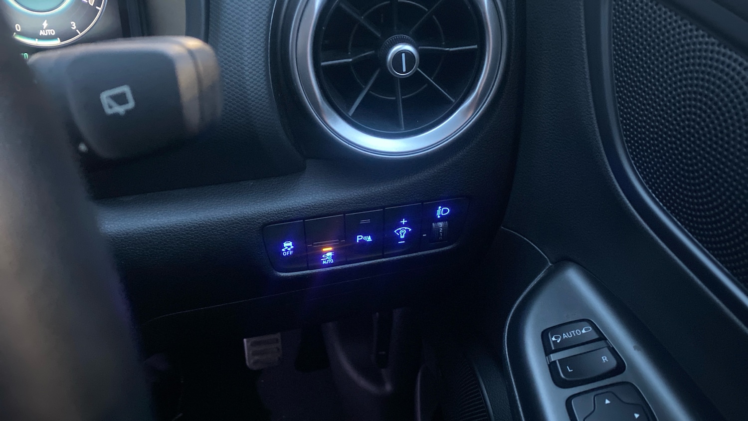 Used Hyundai KONA 2022 for sale - 77297025: Photo 30