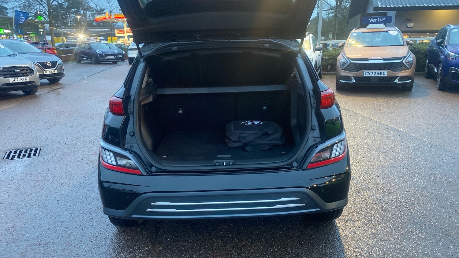 Used Hyundai KONA 2022 for sale - 77297025: Photo 4