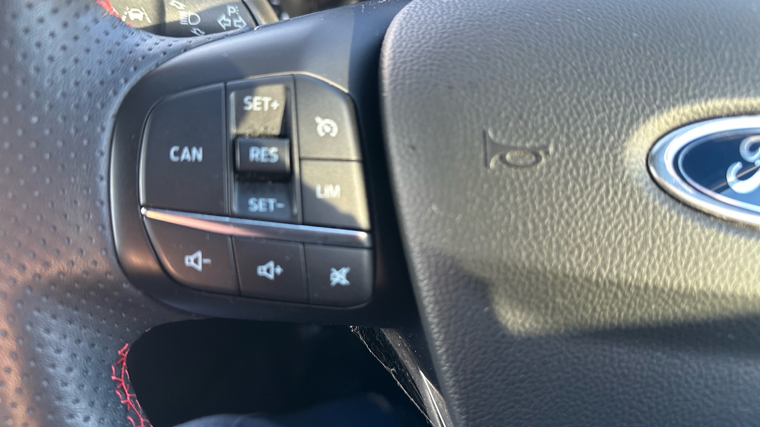 Used Ford Focus 2022 for sale - 77019006: Photo 35