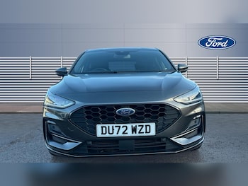 Used Ford Focus 2022 for sale - 77019006: Photo