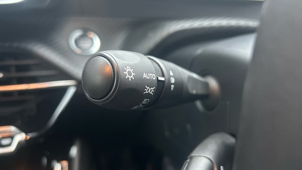 Used Peugeot 208 2023 for sale - 76299732: Photo 31