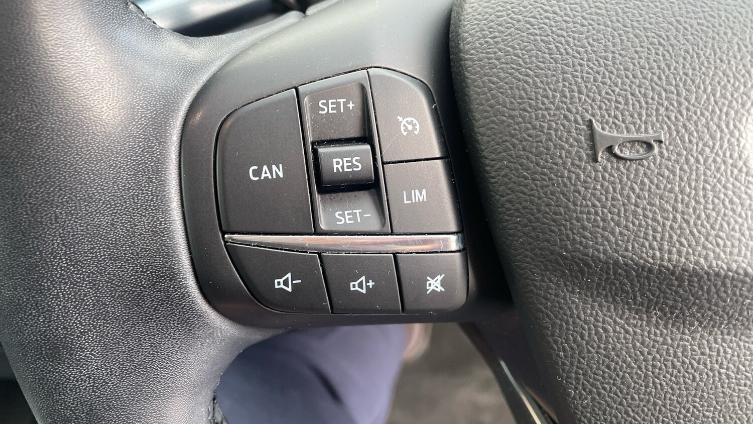 Used Ford Focus 2023 for sale - 77543531: Photo 31