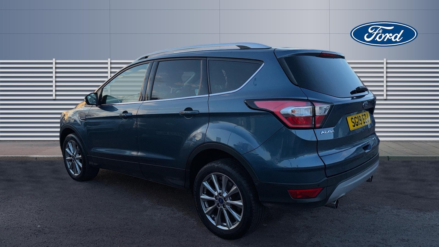 Used Ford Kuga 2019 for sale - 77365116: Photo 2
