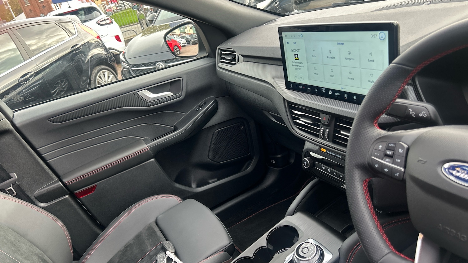 Used Ford Kuga 2025 for sale - 76384195: Photo 14