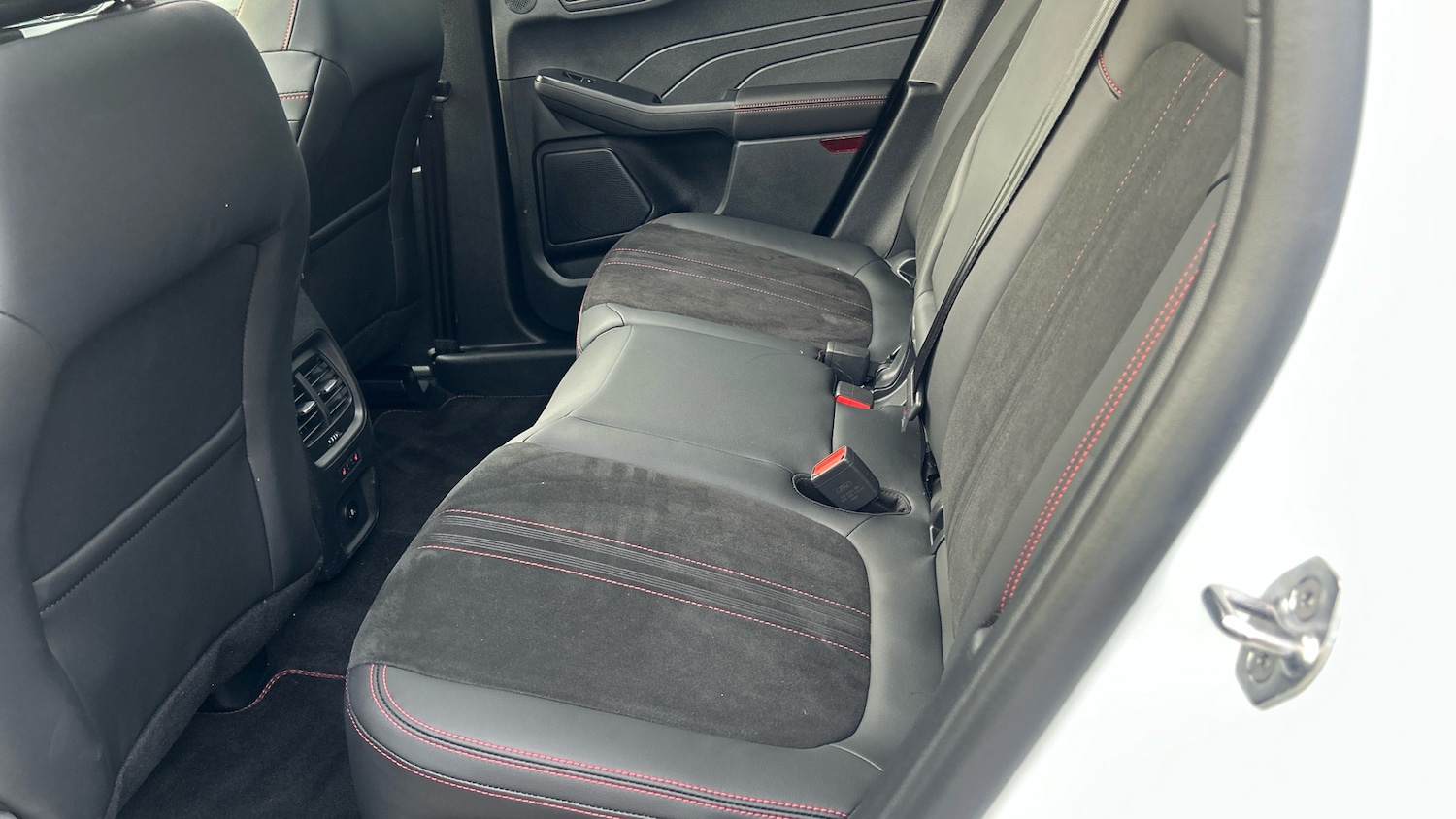 Used Ford Kuga 2025 for sale - 76384195: Photo 16